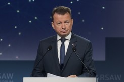 Błaszczak poleciał do USA. Będzie rozmawiał m.in. o zakupie czołgów Abrams