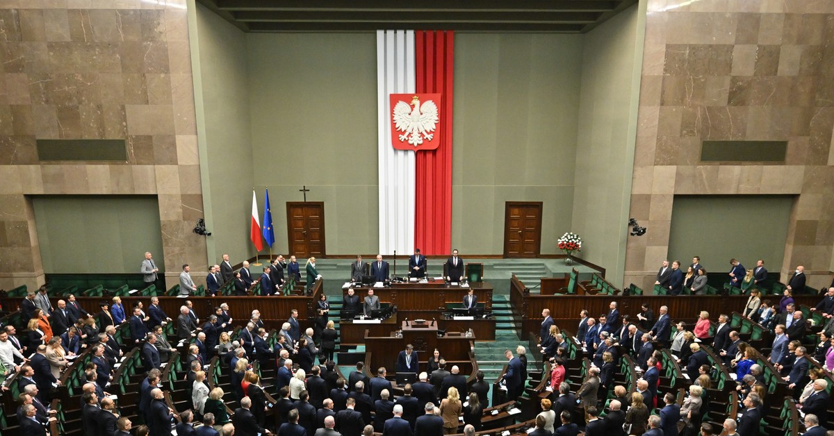 Projekty ustaw aborcyjnych w Sejmie wstrzymane. Brak porozumienia PSL i Lewicy