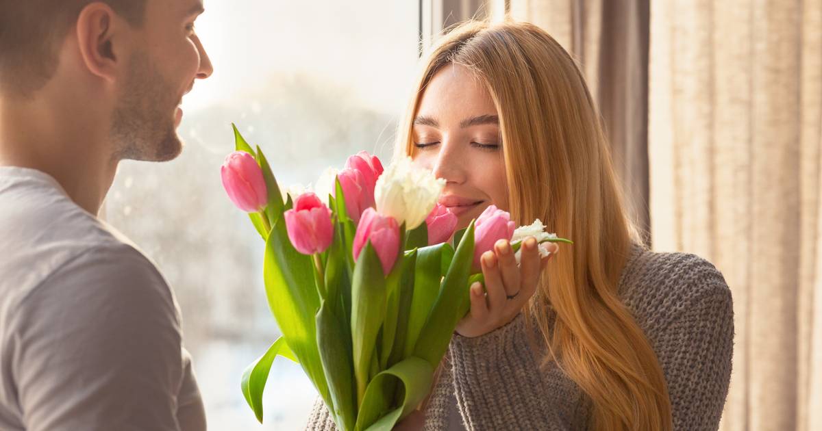 Kwiaty miesiąca urodzenia. Sprawdź, co symbolizuje twój kwiat i jak odzwierciedla twoją osobowość