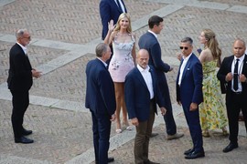Ivanka Tramp OBJAVILA OVAJ DETALJ SA SVADBE VEKA i svi kažu da je ozbiljno UGROZILA BEZBEDNOST: Prati je TAJNA SLUŽBA, a ona ovo deli sa svima? ČUDAN POTEZ PREDSEDNIKOVE ĆERKE