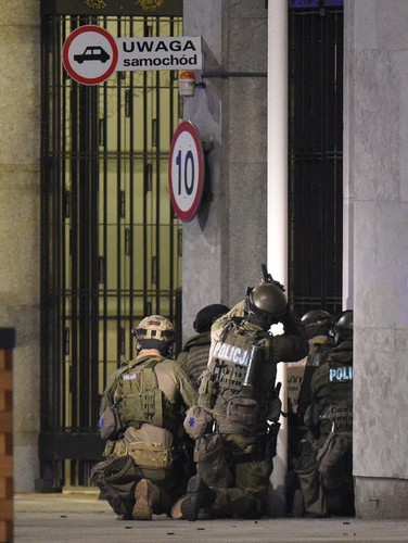 Ćwiczenia antyterrorystyczne w Warszawie