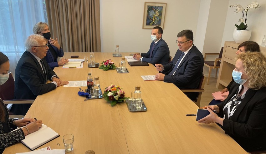 Sastanak Tegeltije i Borelja