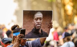 Derek Chauvin będzie odwoływał się od wyroku za zabójstwo George'a Floyda