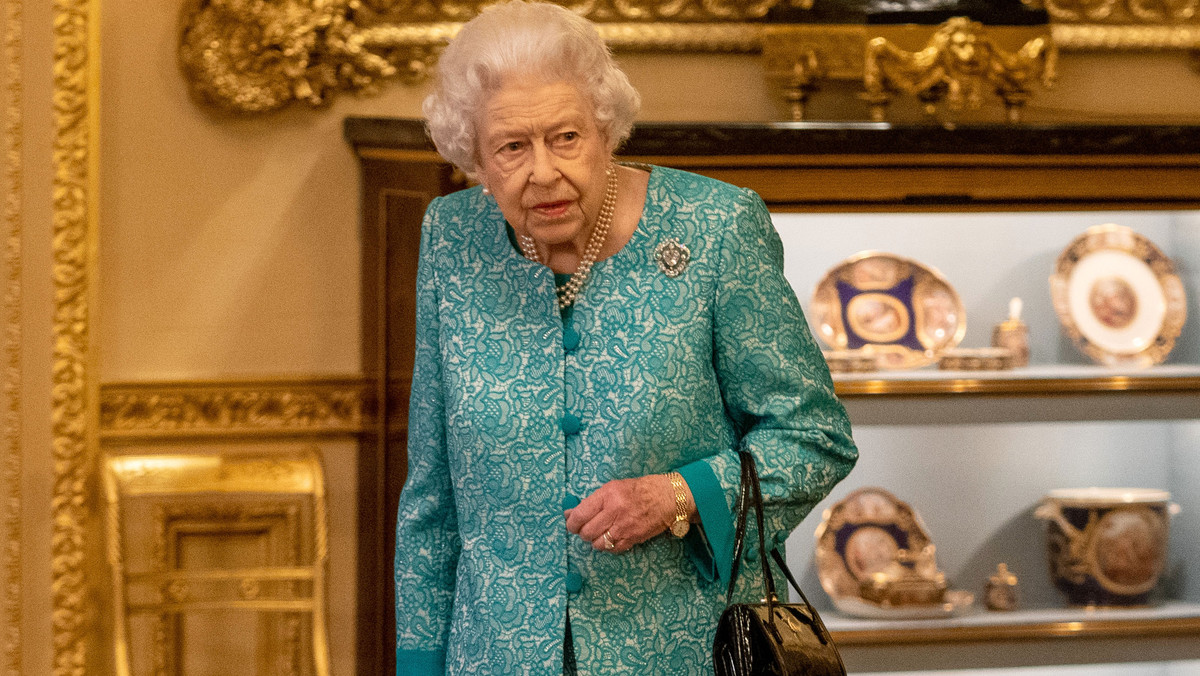 Królowa Elżbieta II oficjalnie wróciła do pracy. Odbyła dwie audiencje
