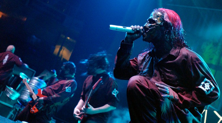 Akkora moshpit volt egy Slipknot bulin, hogy félbe kellett szakítani