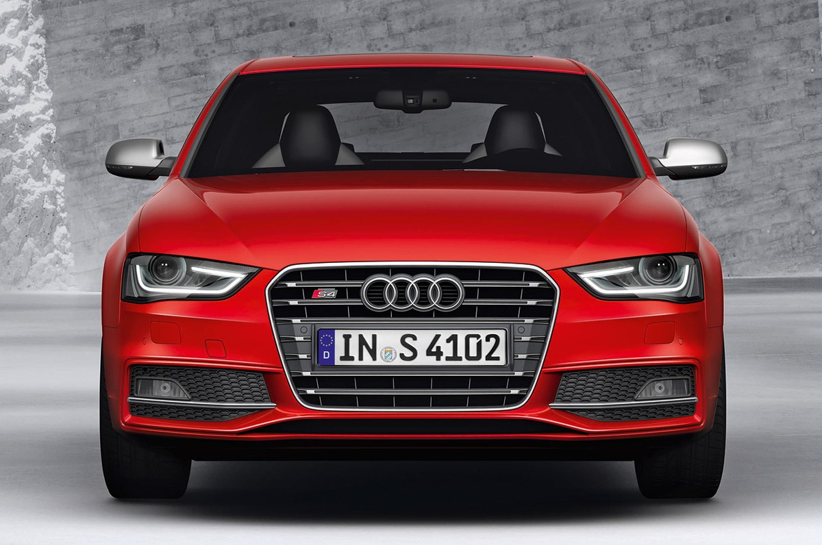 Zobacz co nowego w audi A4. Pierwsze zdjęcia