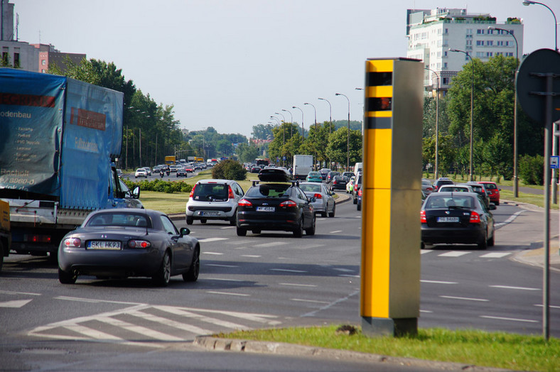 Troska o bezpieczeństwo, czy wyciąganie kasy?