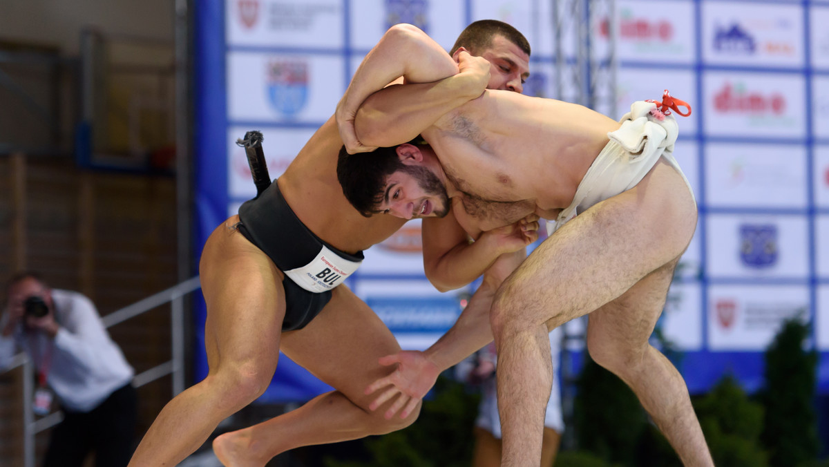 69 medali - 12 złotych, 16 srebrnych i 41 brązowych - zdobyli reprezentanci Polski w zakończonych w Krotoszynie mistrzostwach Europy w sumo.