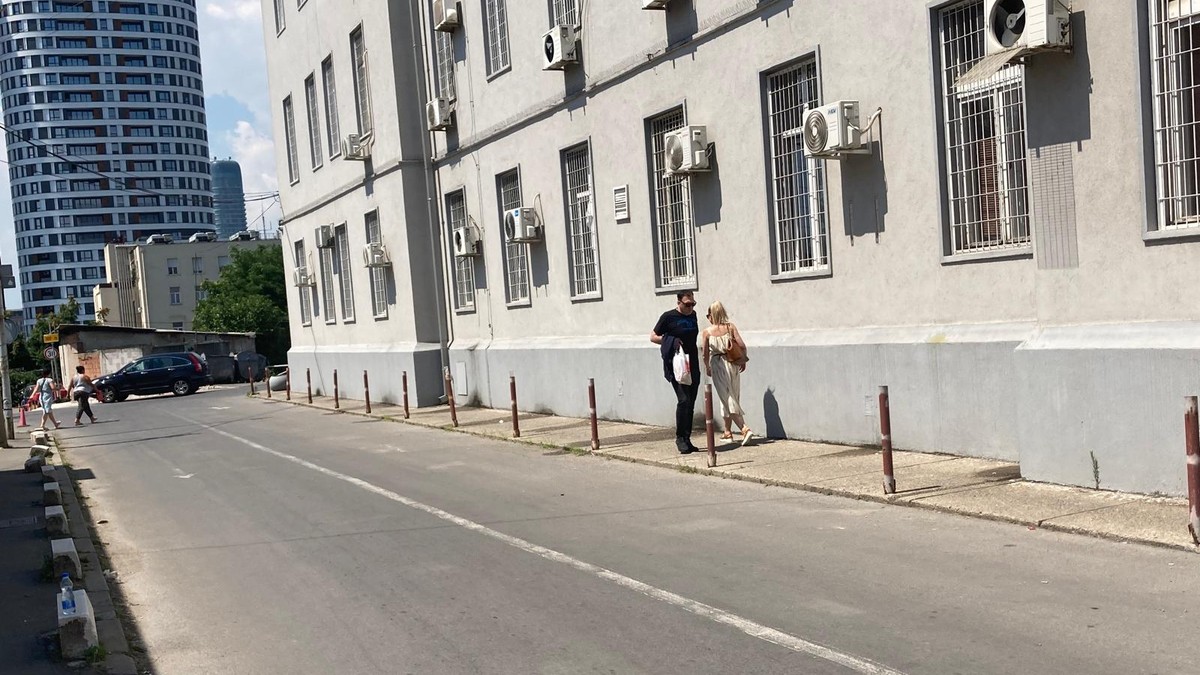Kasper kod Mine u poseti