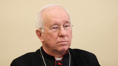 Biskup Andrzej Dziuba odchodzi. W tle poważne zaniedbania w sprawie molestowania nieletnich