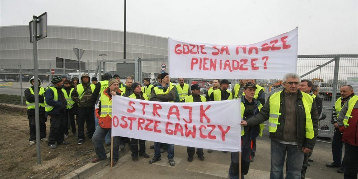 Nie chcą płacić wykonawcom Stadionu we Wrocławiu
