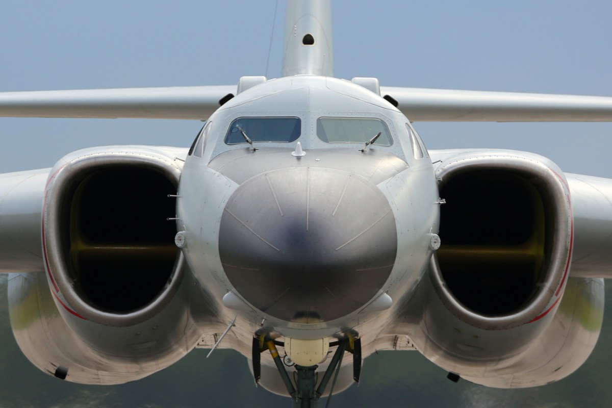 Bombowiec strategiczny H-6