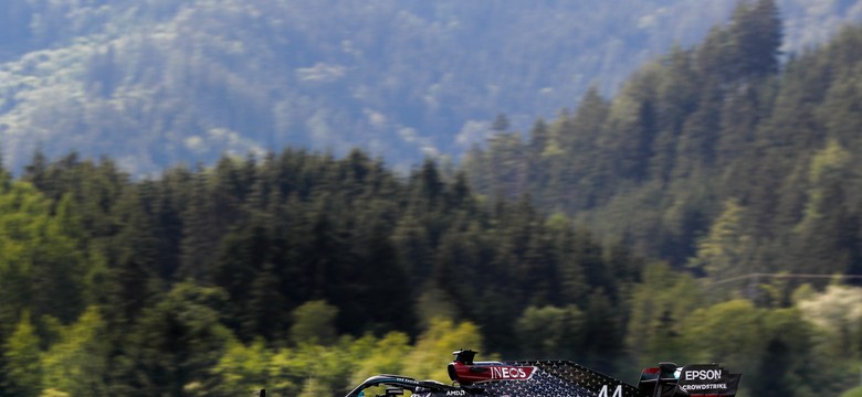Kapitalne kwalifikacje na torze w Spielbergu. Hamilton po raz 89. ruszy z pole position