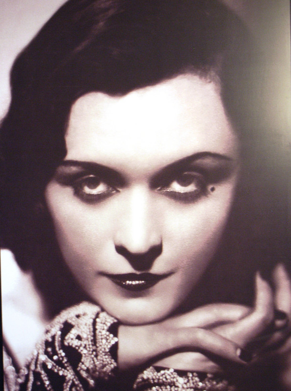 Pola Negri