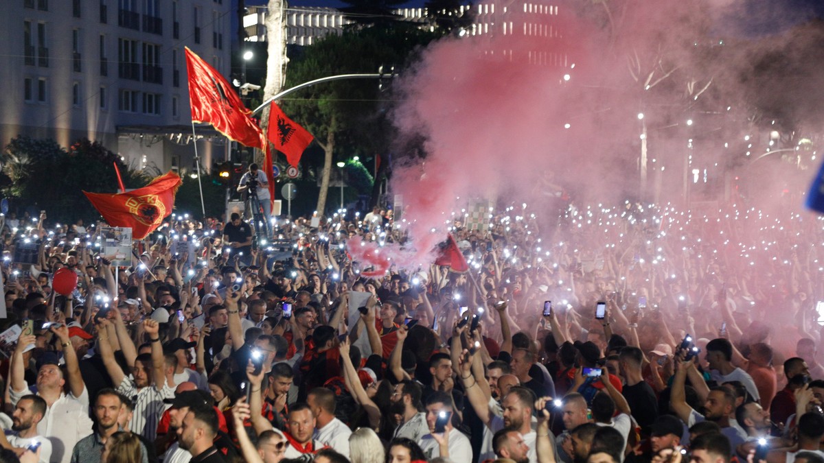 Tirana protesti