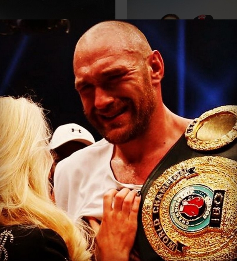 Bokser Tyson Fury: codziennie piłem i brałem kokainę, bo mam depresję Kilka dni temu media poinformowały, że Fury stosował kokainę, a wykryto ją w próbce moczu pobranej 22 września. To oznacza, że pięściarz może stracić tytuły mistrza świata federacji WBA i WBO.