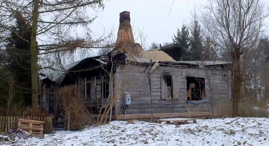Dom Tadeusza Mullera, syna Magdy Gessler, po pożarze wygląda przerażająco.