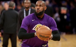 Liga NBA. James w pogoni za rekordem Abdul-Jabbara