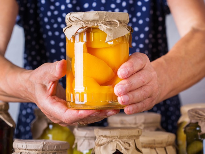 Recept za kompot od kajsija: Trik naših baka čuva boju i ukus voća tokom cele godine