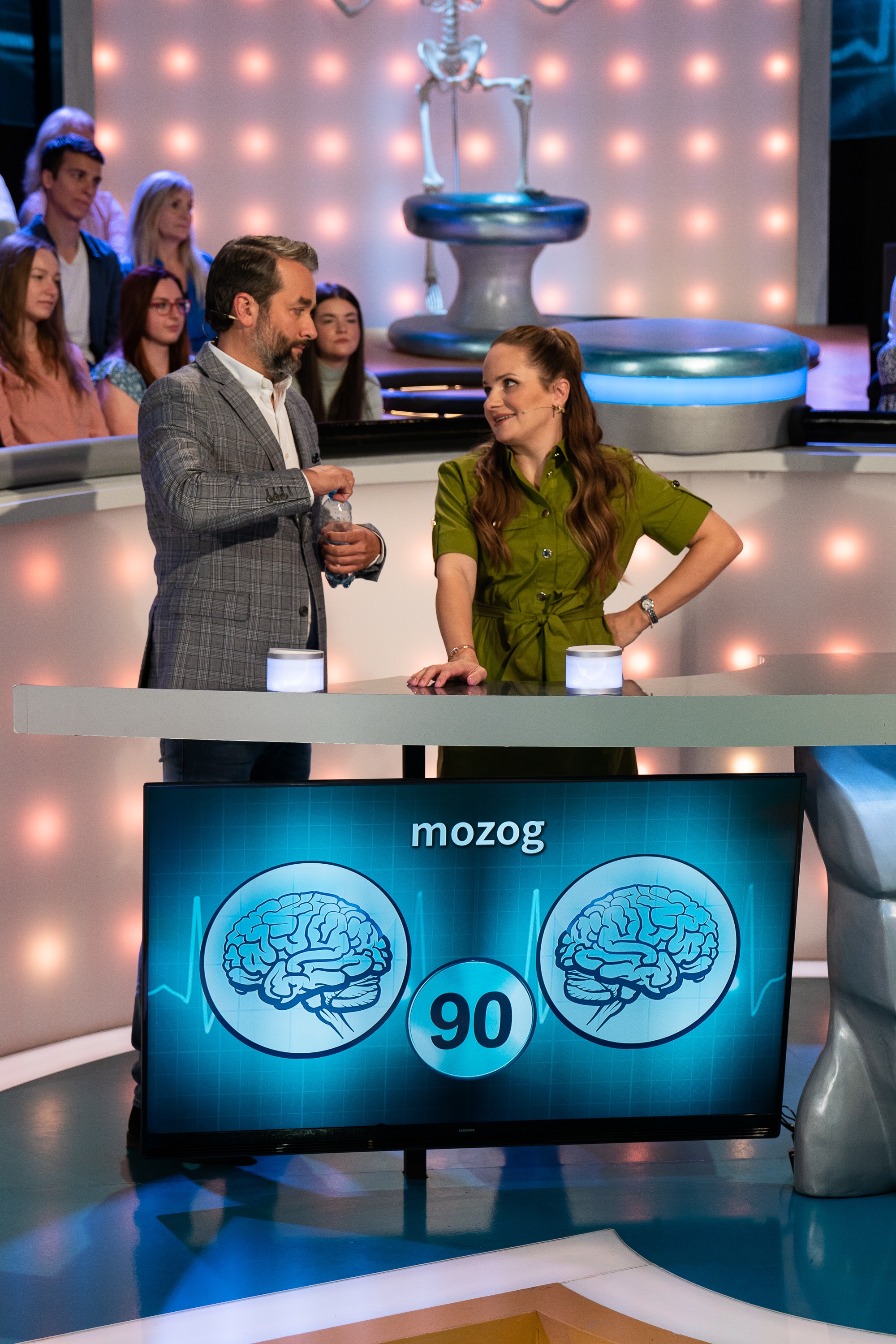 Hereckí kolegovia Zuzana Šebová a Vlado Kobielsky si v šou Záhady tela nič nedarovali. 