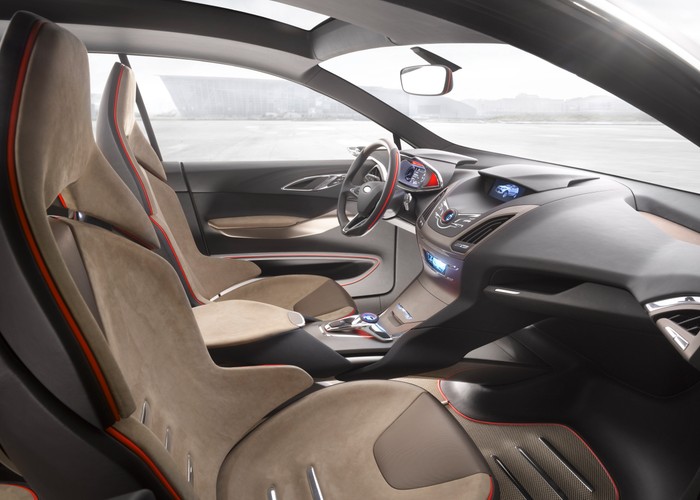 Oto ford vertrek concept - prototyp prosto z Detroit. Samochód, który zdradza nam jaki będzie następca forda kugi...