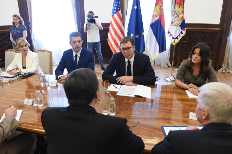 "Ako želite loše odnose sa Amerikom morate da nađete drugog predsednika"