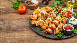 15-minutowe szaszłyki na karnawałowe przyjęcie. pyszne, proste i mają mało kalorii
