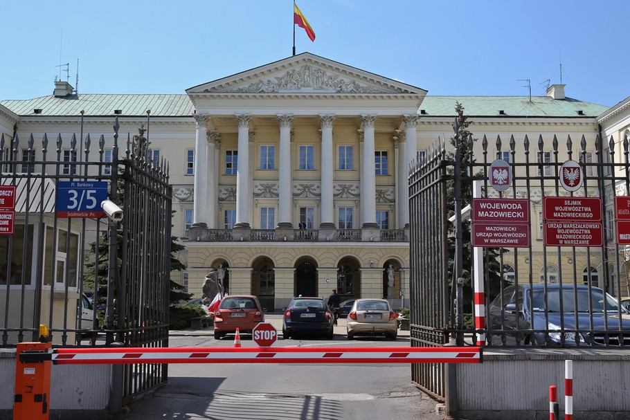 Obniżki pensji wchodzą w życie już w lipcu 2018 r.