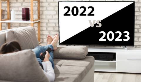 Nowości w telewizorach 2023: kupować telewizor z 2022 roku, czy czekać?