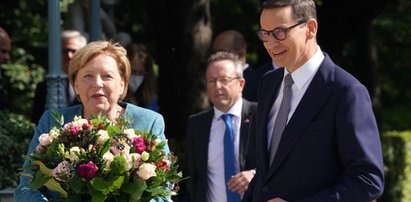 Angela Merkel w Polsce. Wymowny gest kanclerz Niemiec na początku wizyty w Warszawie