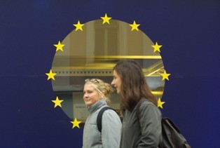 Rok 2011 czasem naprawy finansów publicznych w krajach UE