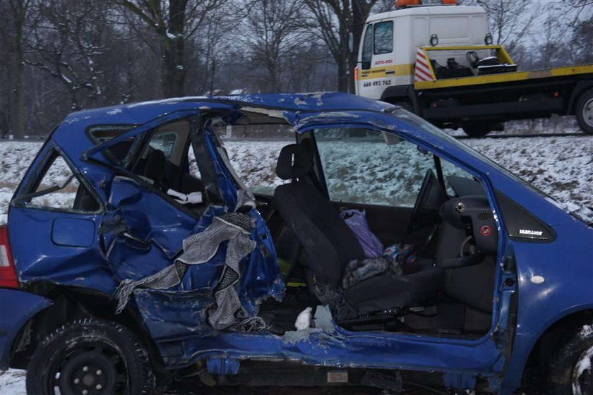 Straszny wypadek! 11 młodych ludzi jest rannych. ZDJĘCIA