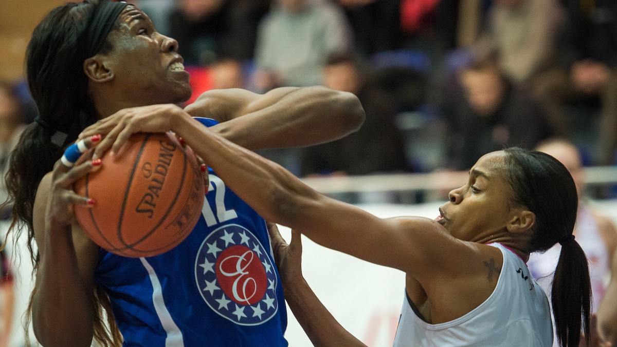 Zwycięstwem gospodarzy zakończył się mecz Basket Ligi Kobiet pomiędzy Artego Bydgoszcz a KSSSE AZS PWSZ Gorzów Wielkopolski. Spotkanie zakończyło się wynikiem 76:61.