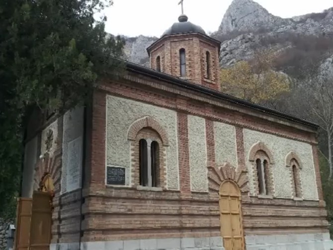 U ovom srpskom manastiru Turci su zakopali 12 živih nevesti: Veruje se da se danas dešavaju čuda