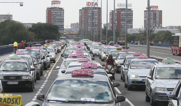 protest taksista blokada centra