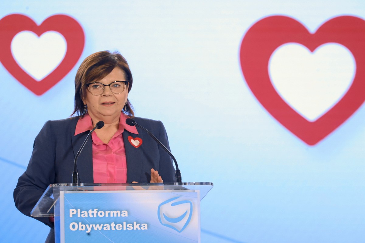Izabela Leszczyna zapowiedziała rozszerzenie uprawnień do wystawiania recept na darmowe leki przez lekarzy bez kontraktu z NFZ