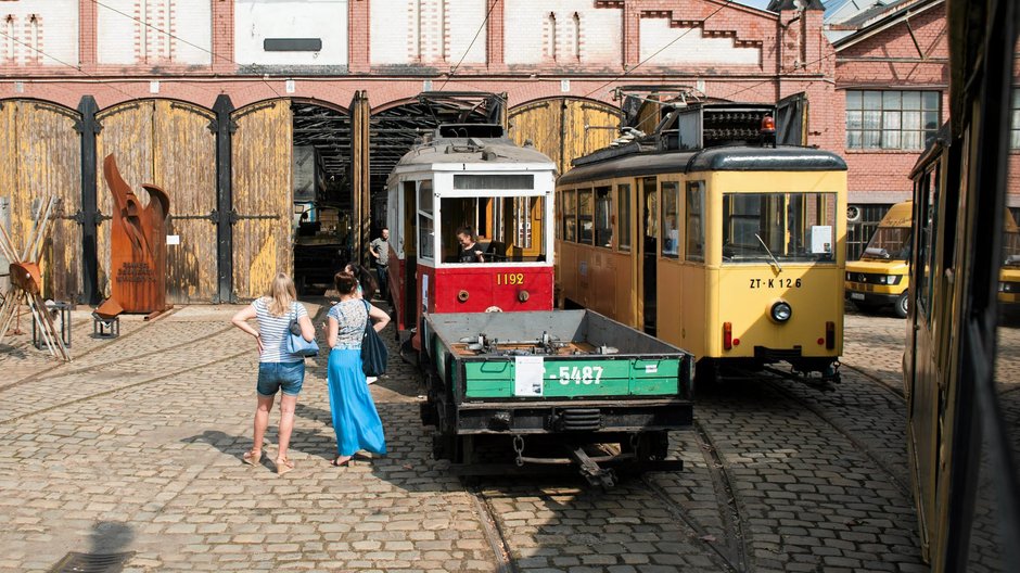 Zabytkowa zajezdnia tramwajowa na Popowicach