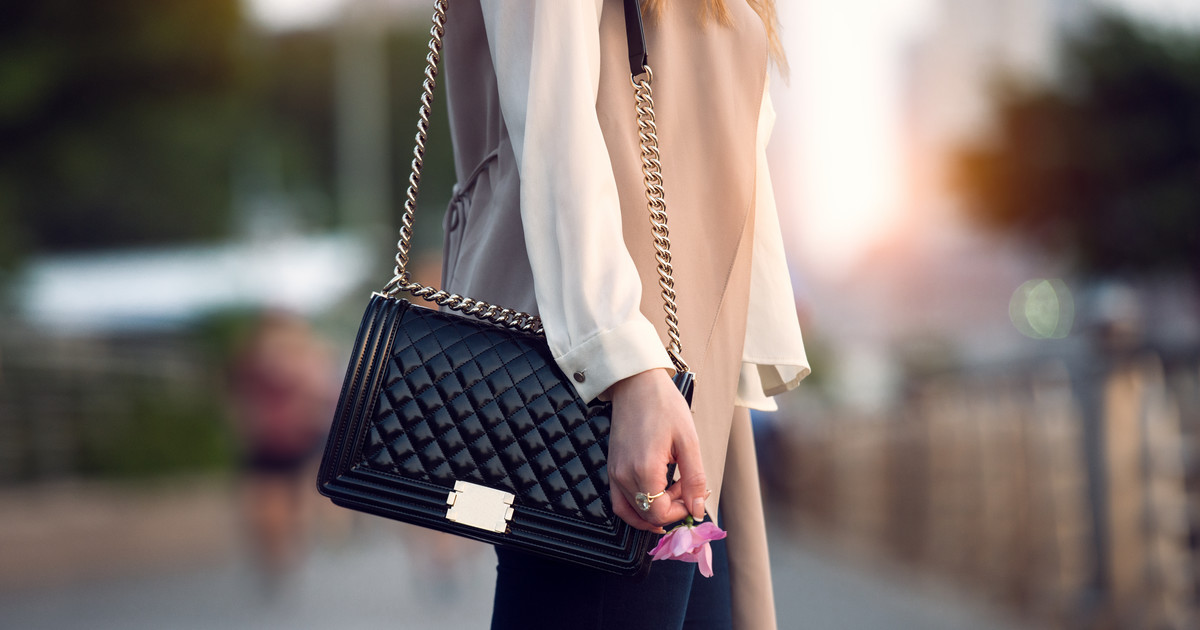 Pikowane torebki jak od Chanel do kupienia w sieciówkach - Moda