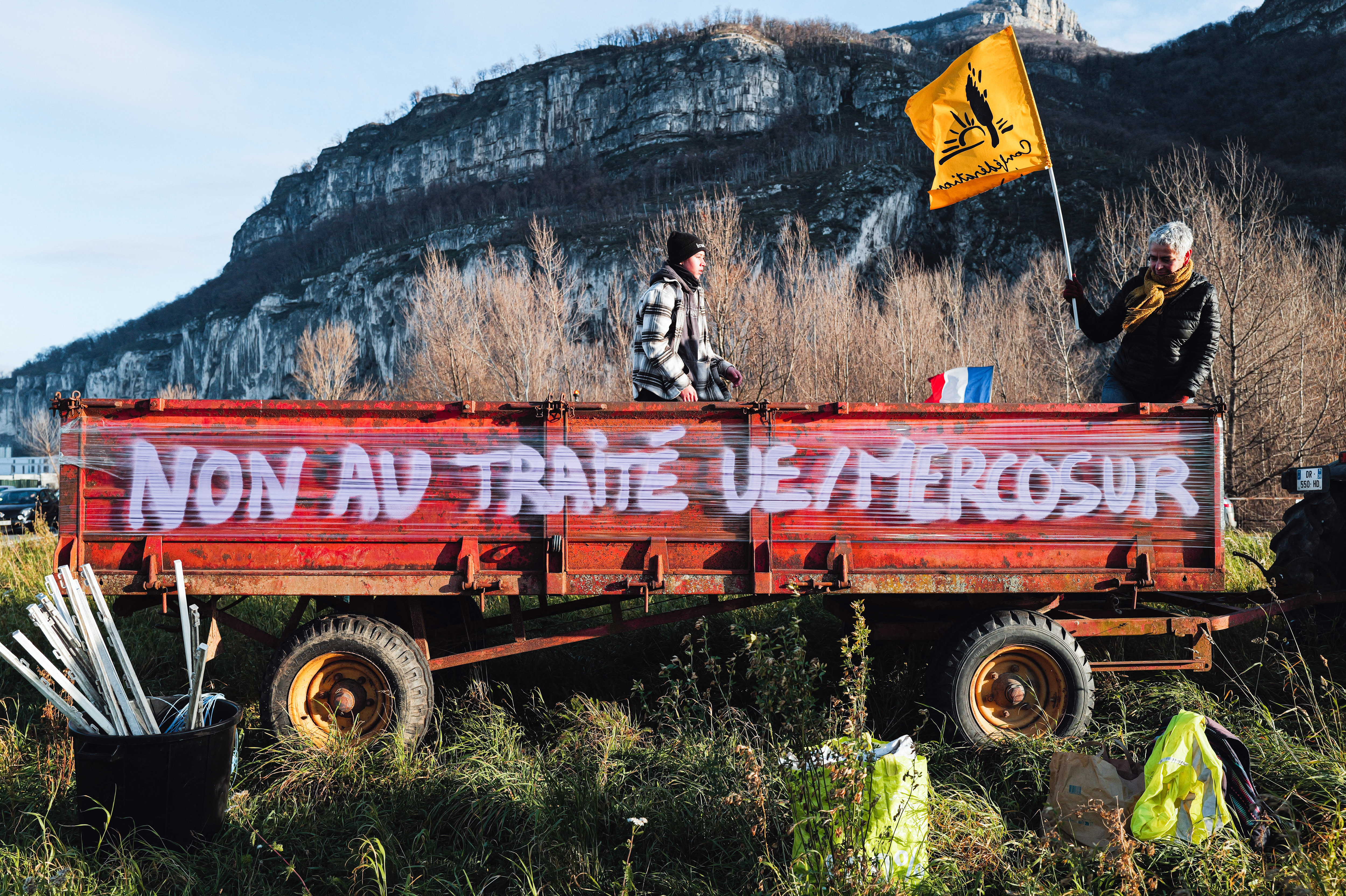 Francia e Italia frenan el pacto UE-Mercosur por protestas de agricultores