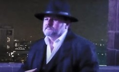 Posobkiewicz w nagraniu 'Fiddler Gisu on the Roof' zachęca do szczepień przeciw COVID-19