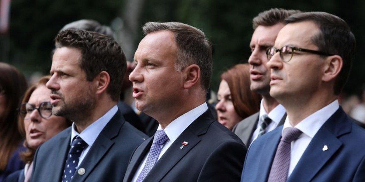 Premier Morawiecki atakuje Rafała Trzaskowskiego, Rafał Trzaskowski atakuje premiera Morawieckiego - ostatni tydzień kampanii prezydenckiej w Polsce jest dość sztampowy.