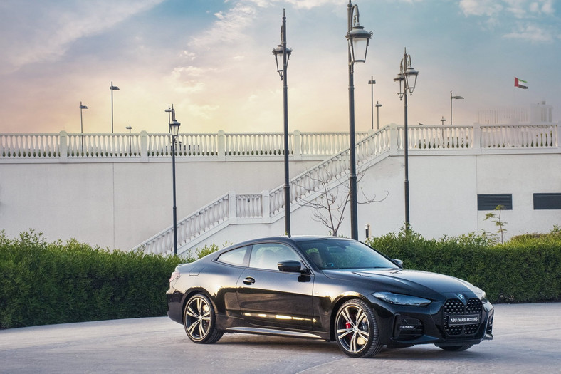 BMW 430i Dark Edition Sapphire Black