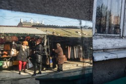 Kultowy bazar Różyckiego zniknie z mapy Warszawy? Jest plan rewitalizacji. GALERIA