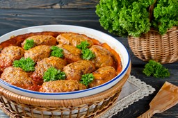 pyszny obiad na poniedziałek. podajemy przepis, ty gotujesz. leniwe gołąbki bez zawijania