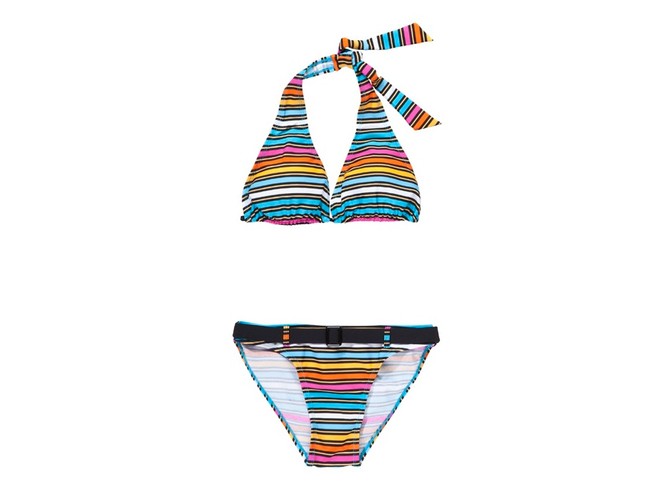 Stylowe plażowanie za niewielką ceną - stroje kąpielowe MOODO, kolekcja lato 2011