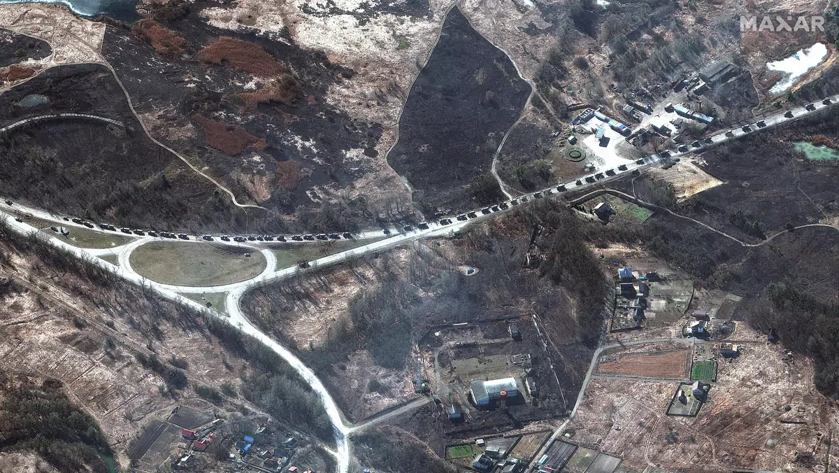 Zdjęcia satelitarne dróg na Ukrainie
