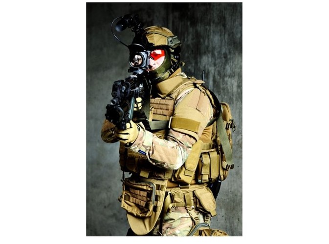 Zintegrowany z podsystemem ochrony. W jego skład wchodzą kieszenie i zasobniki na amunicję oraz wyposażenie. Elementy tego systemu stworzy Maskpol.