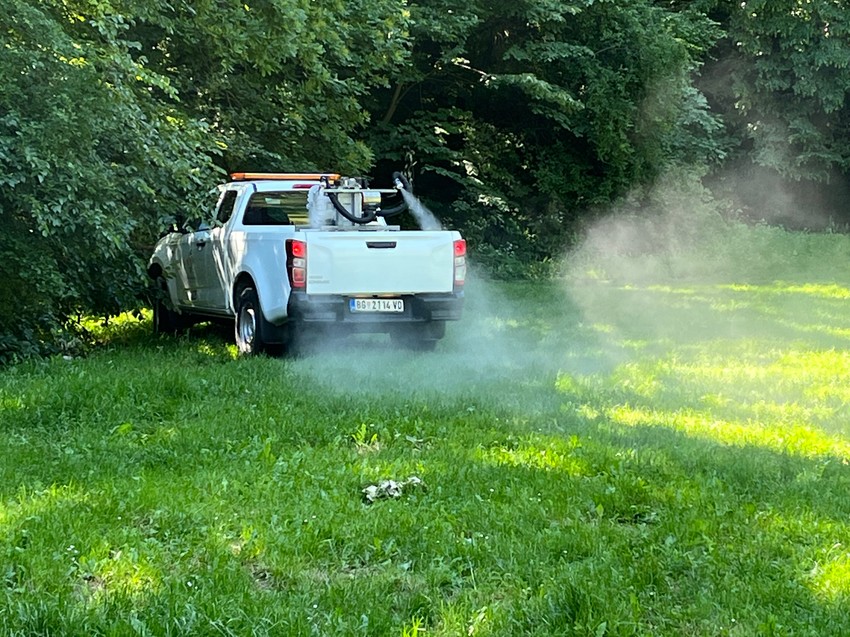 Zaprašivanje krpelja i komaraca