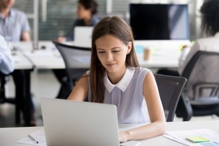 Pora na wyborczą ofertę dla kobiet. Co PiS proponuje na odzyskanie poparcia