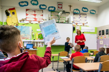 Ile zarabiają nauczyciele? Te liczby są bardzo wymowne. Można być zaskoczonym